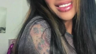 Alex Mucci touching her pussy and shaking her ass in leaked video