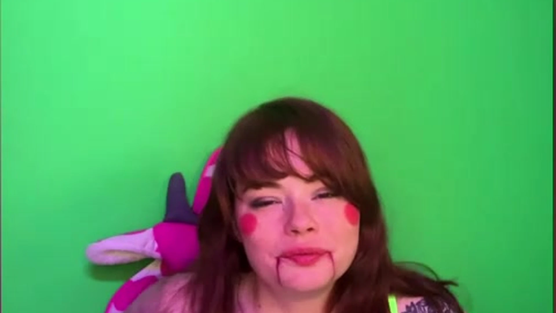 Sabrina Lynn striipping and dancing in newly leaked onlyfans video