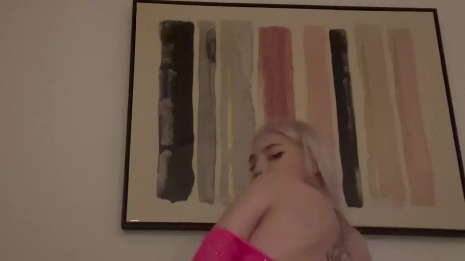 sexy Ari Baby giving a blowjob like a pro