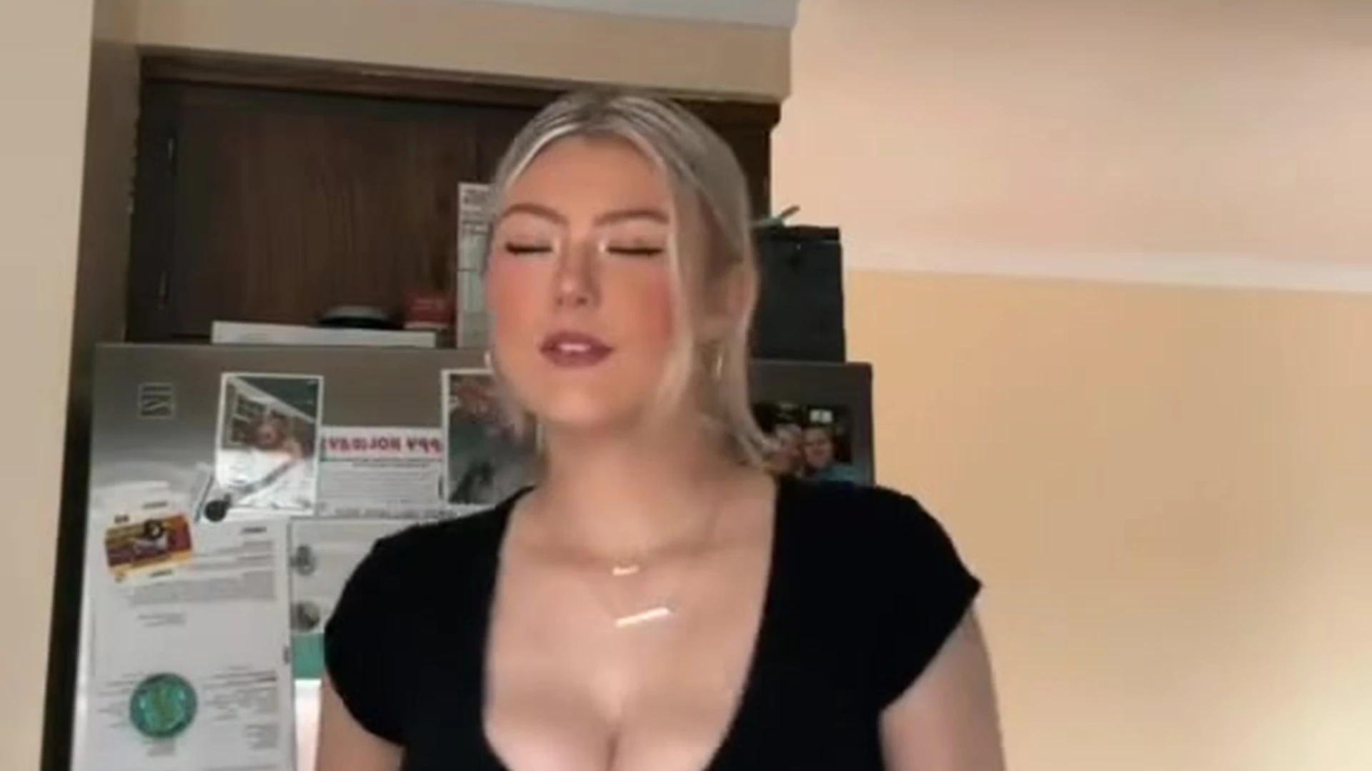 Hailey Sigmond onlyfans dancing in leaked solo video