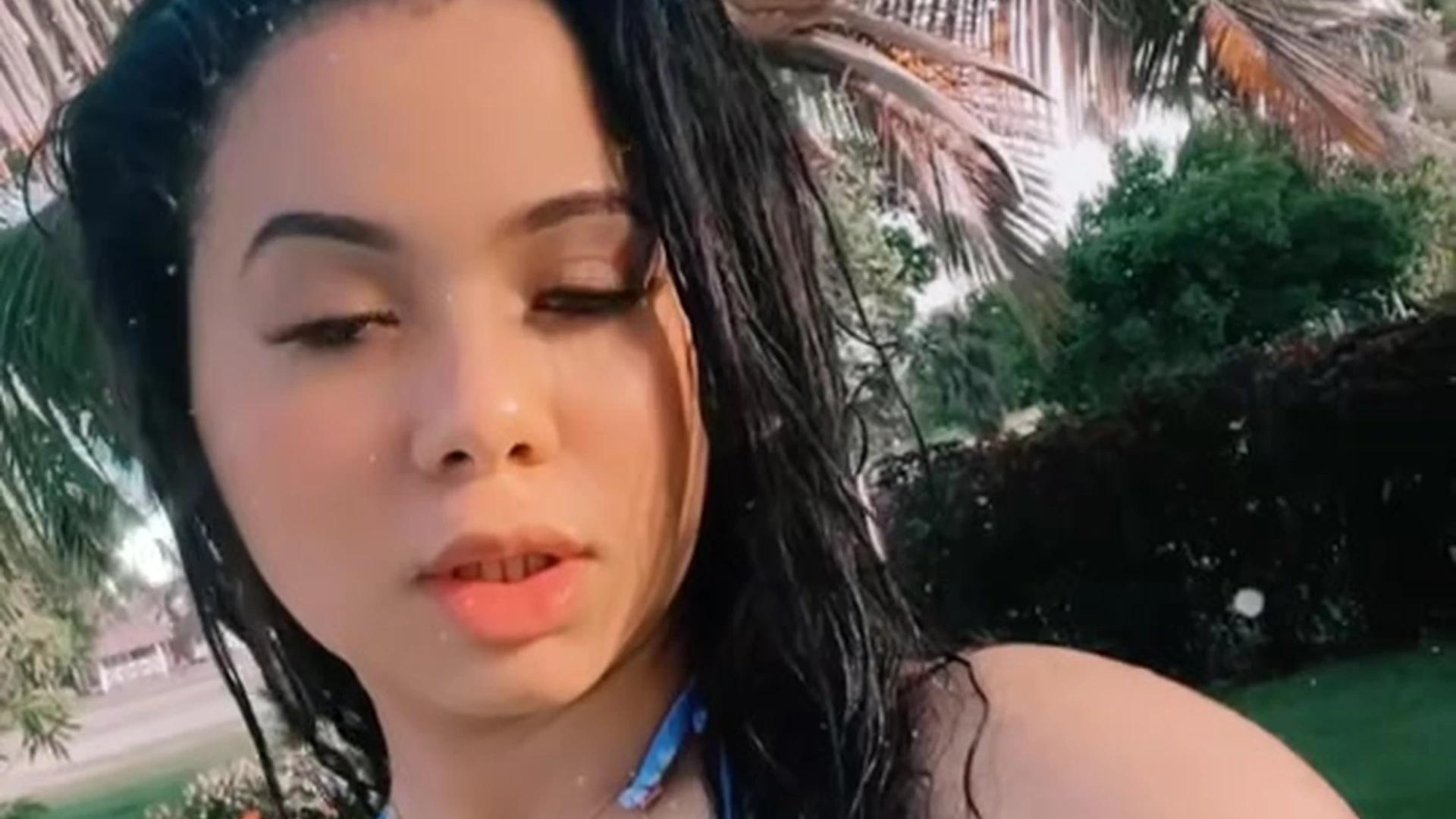 onlyfans leaked video of AudryAdames taking a selfie in a sexy lingerie