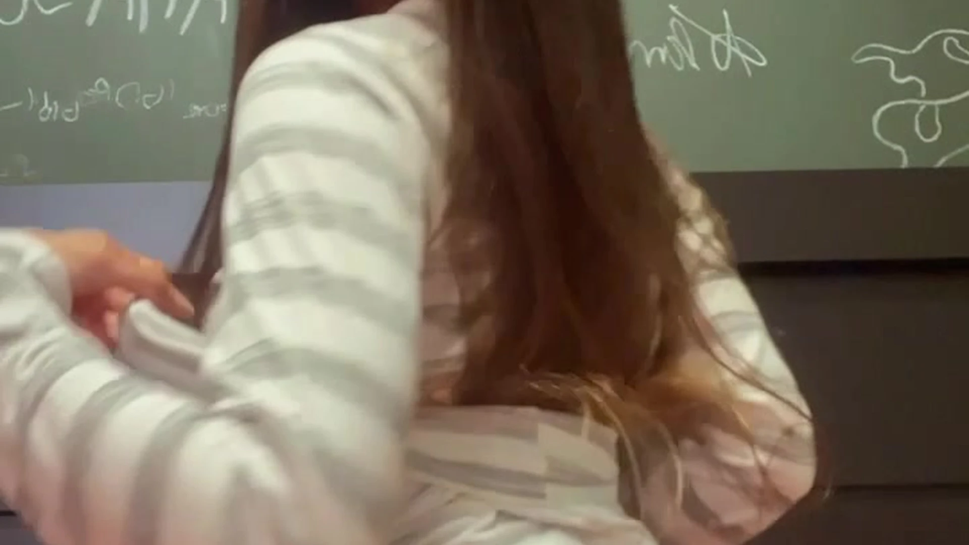 Giulia Rosa removed her top to showoff her big ass