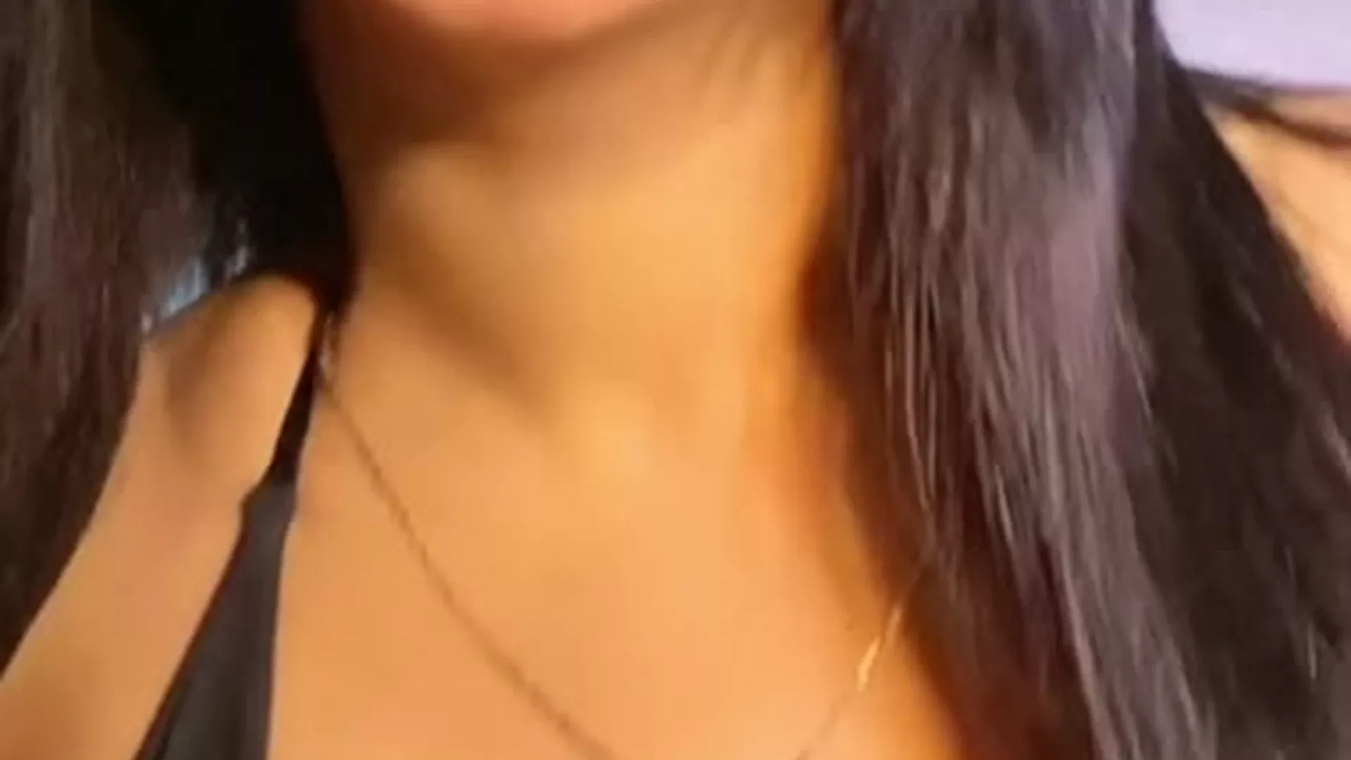 onlyfans sexy model dancing wearing a lingerie in leaked video