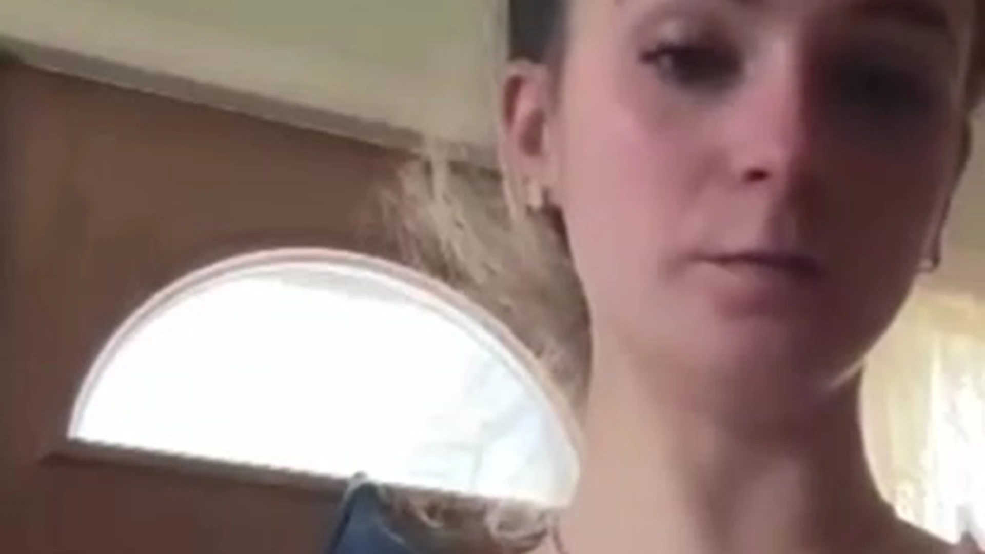 Kaitlyn Krems rubbing cream on her tits in leaked video