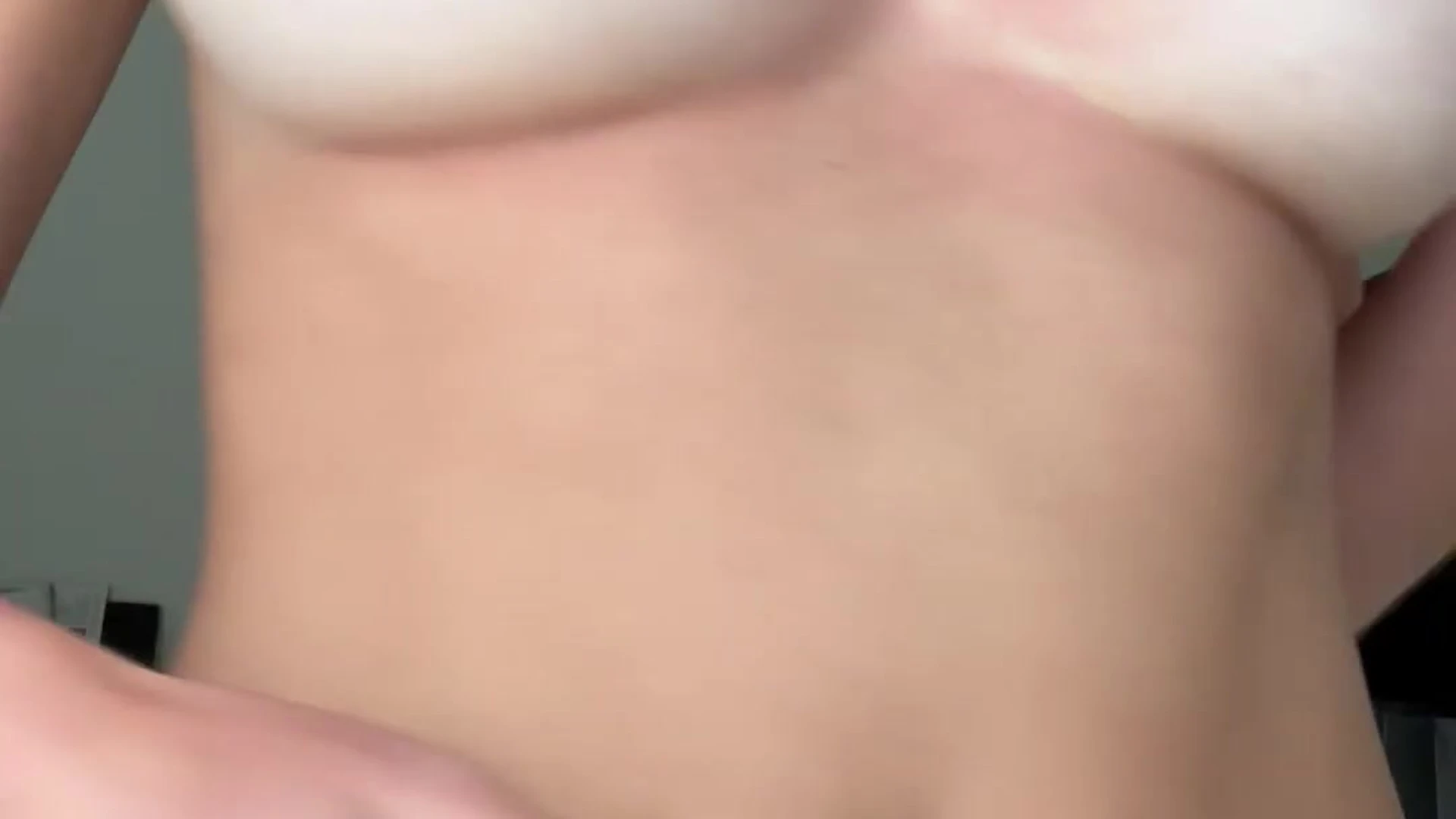 Ellaalexandraxo onlyfans strippd her cloth naked wearing a sexy white lingerie on camera