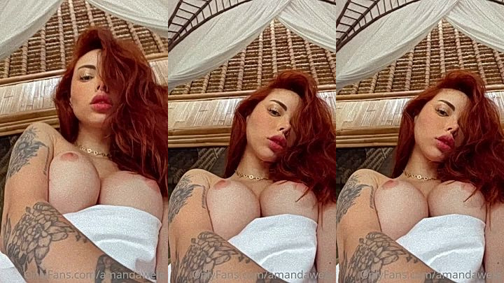 onlyfans leaked video of Amanda Welp taking a selfie with her tits out