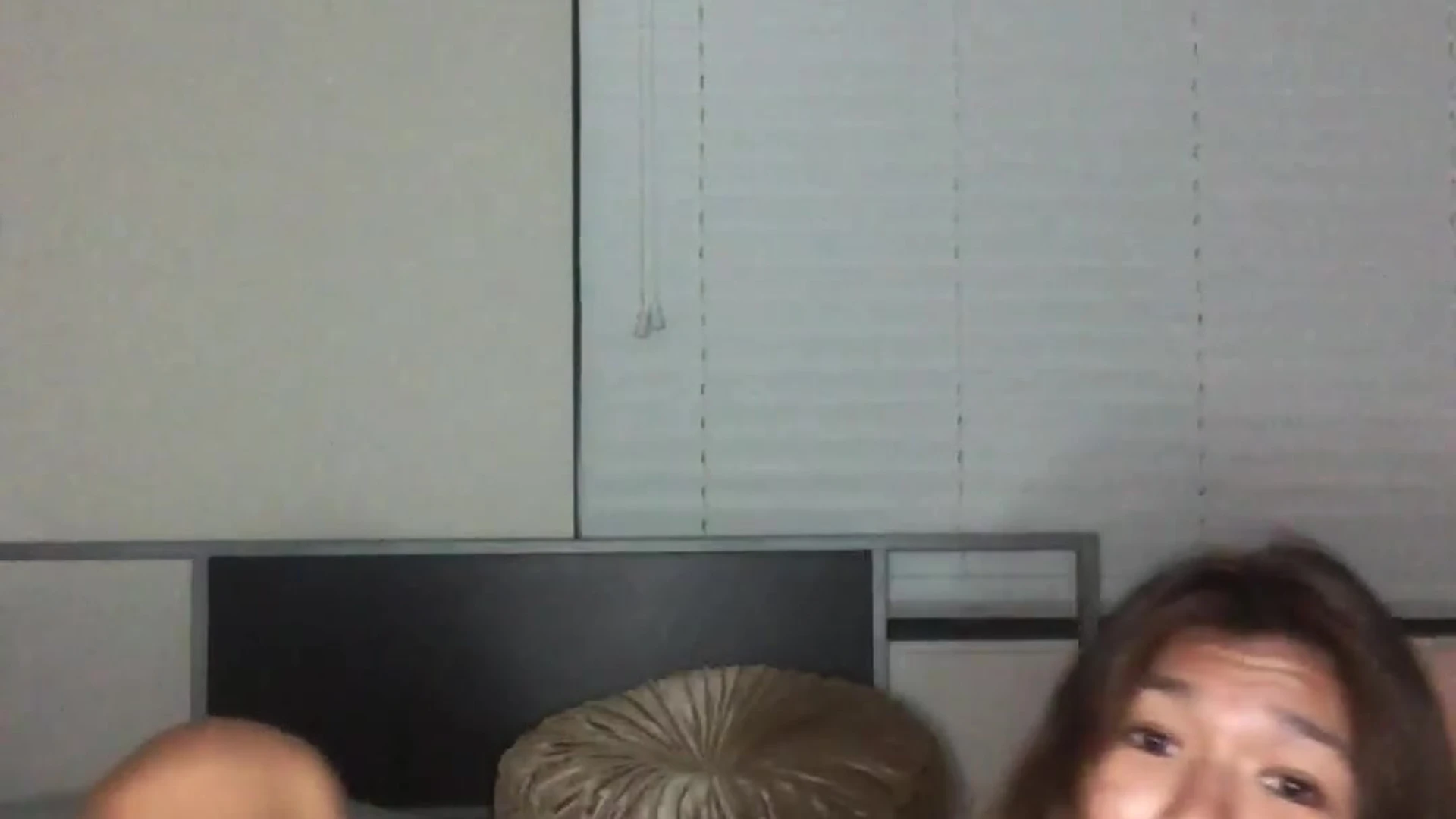 sexy clara trinitystripped her cloth to masturbate using a vibrator