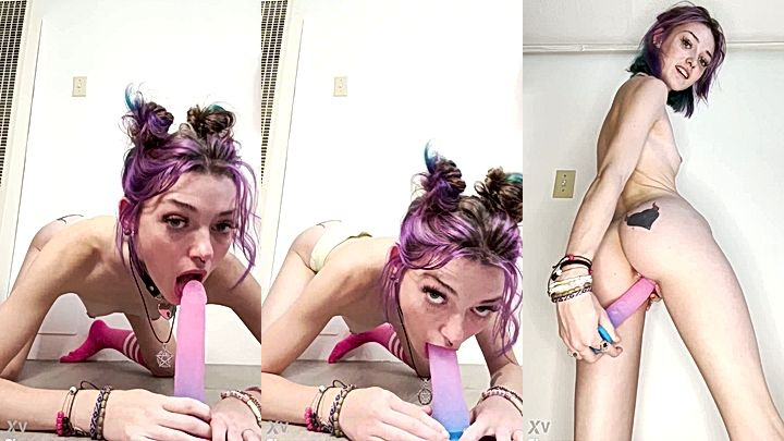 onlyfans Shrooms Q sucking on a dildo in leaked video